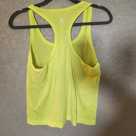 Lululemon Neon Yellow Tank Top Size 8 - Picture 3 of 3